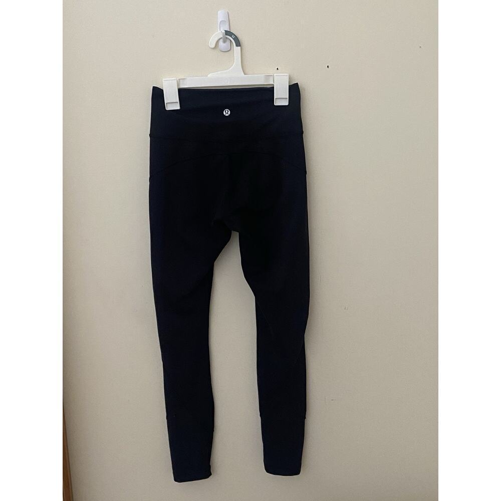 Lululemon Women’s In Movement Tight 25” Everlux Size 4 Black Activewear - Picture 3 of 4